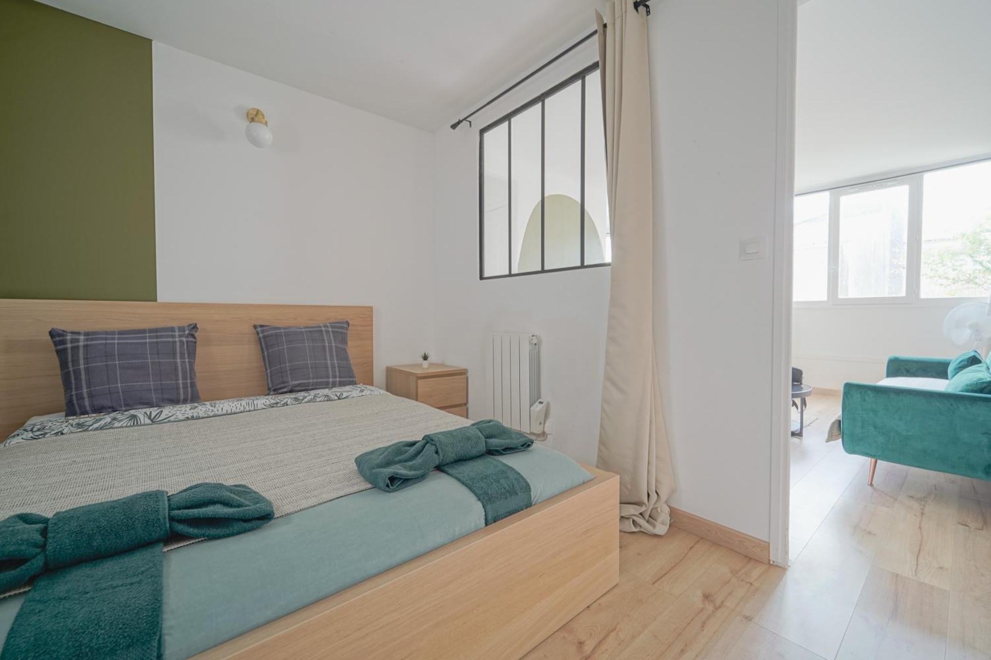 Ferienwohnung Complete 1Br With Balcony Only 5 Min. On Foot To Metro By Doorman Saint-Ouen  Exterior foto