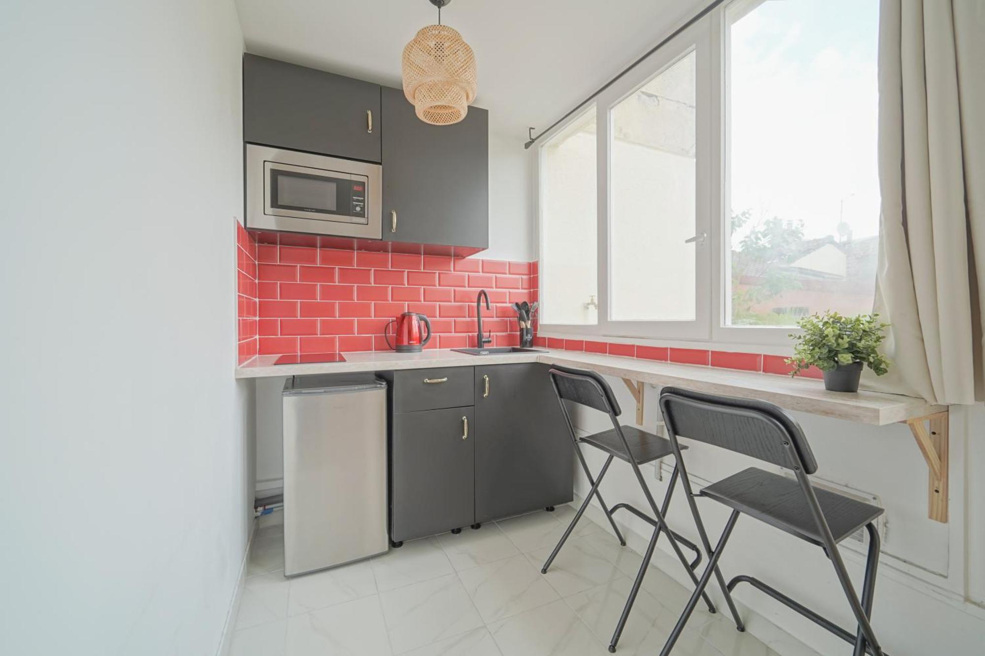 Ferienwohnung Complete 1Br With Balcony Only 5 Min. On Foot To Metro By Doorman Saint-Ouen  Exterior foto