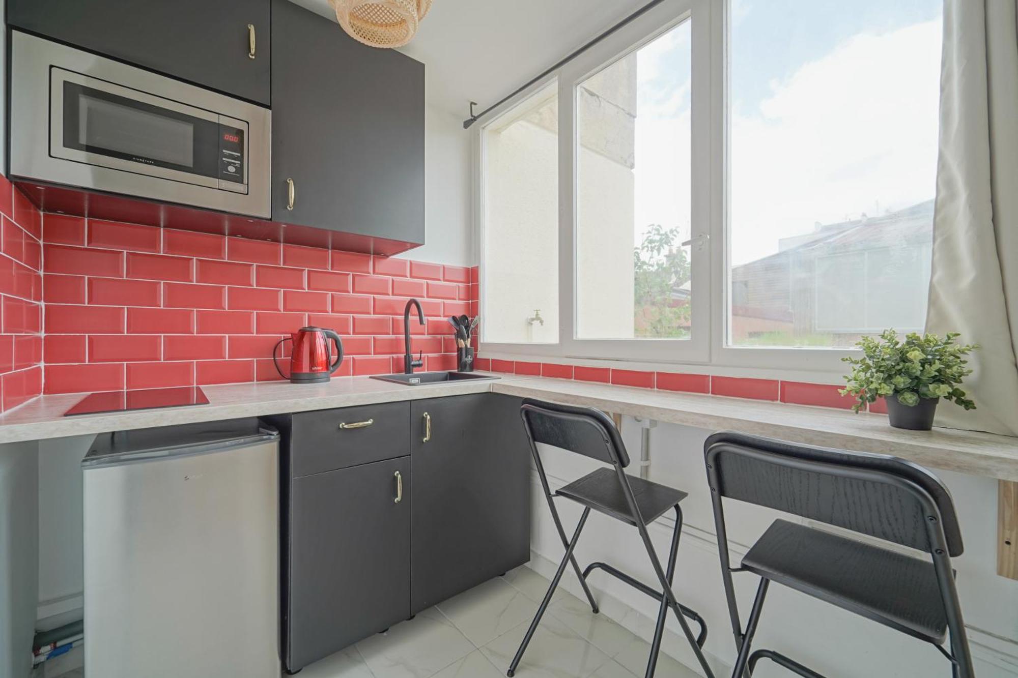 Ferienwohnung Complete 1Br With Balcony Only 5 Min. On Foot To Metro By Doorman Saint-Ouen  Exterior foto