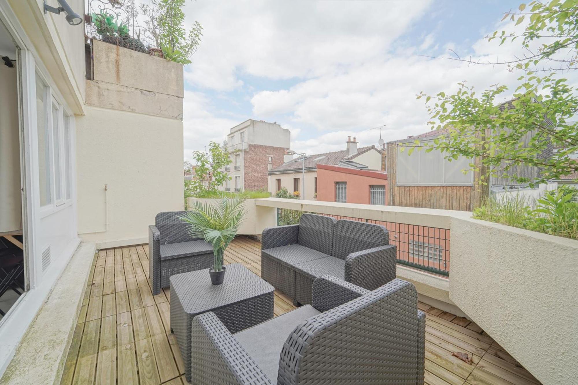 Ferienwohnung Complete 1Br With Balcony Only 5 Min. On Foot To Metro By Doorman Saint-Ouen  Exterior foto